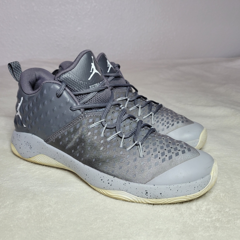Nike Air Jordan Extra Fly Basketball Shoes, Grey